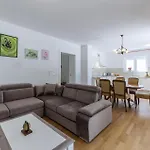 Gorgeous In בית נופש *