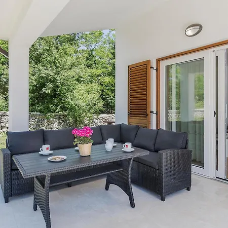Ferienhaus In With Kitchen Labin (Istria)