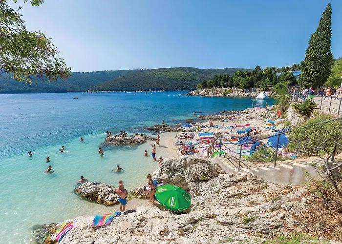 6 Bedroom Cozy In Labin (Istria)